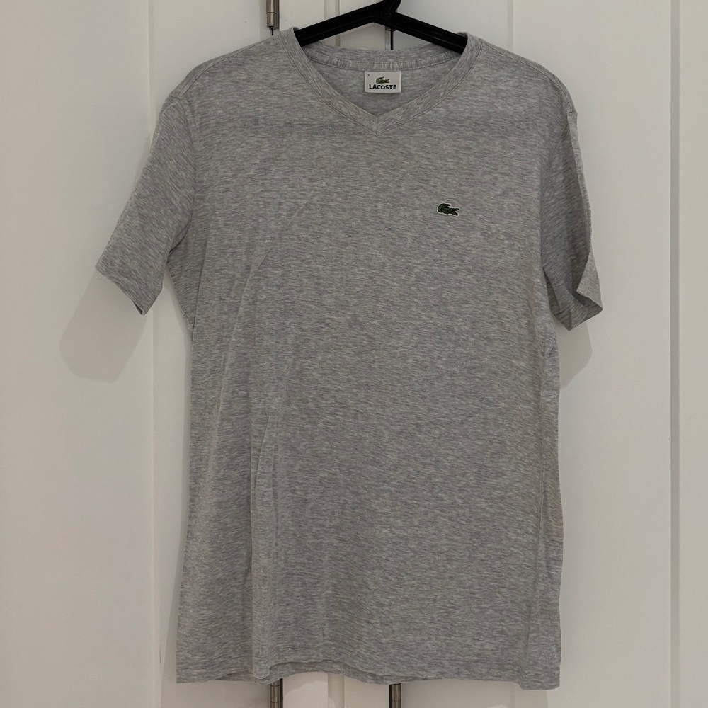Lacoste Men's Classic V-Neck Tee Grey